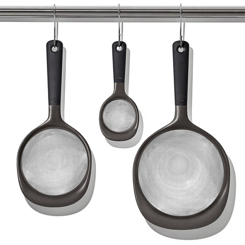 OXO Good Grips rinsing fresh berries with gentle, even water flow benefit
