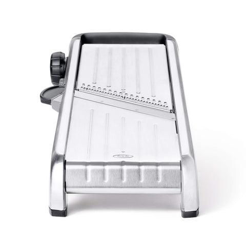 OXO non-slip feet view ensuring stable countertop performance
