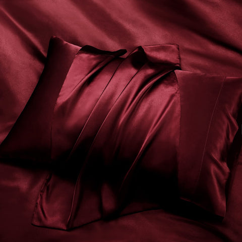 P Pothuiny fitted sheet deep pocket view showing secure fit and elastic all around