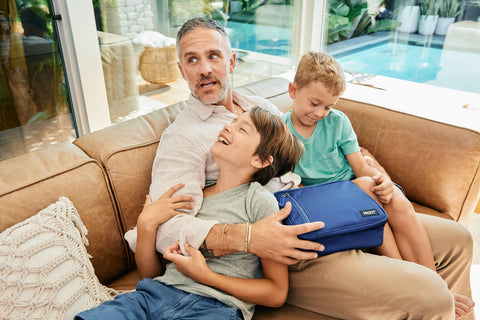PackIt True Blue carry-handle detail for comfortable transport and secure grip
