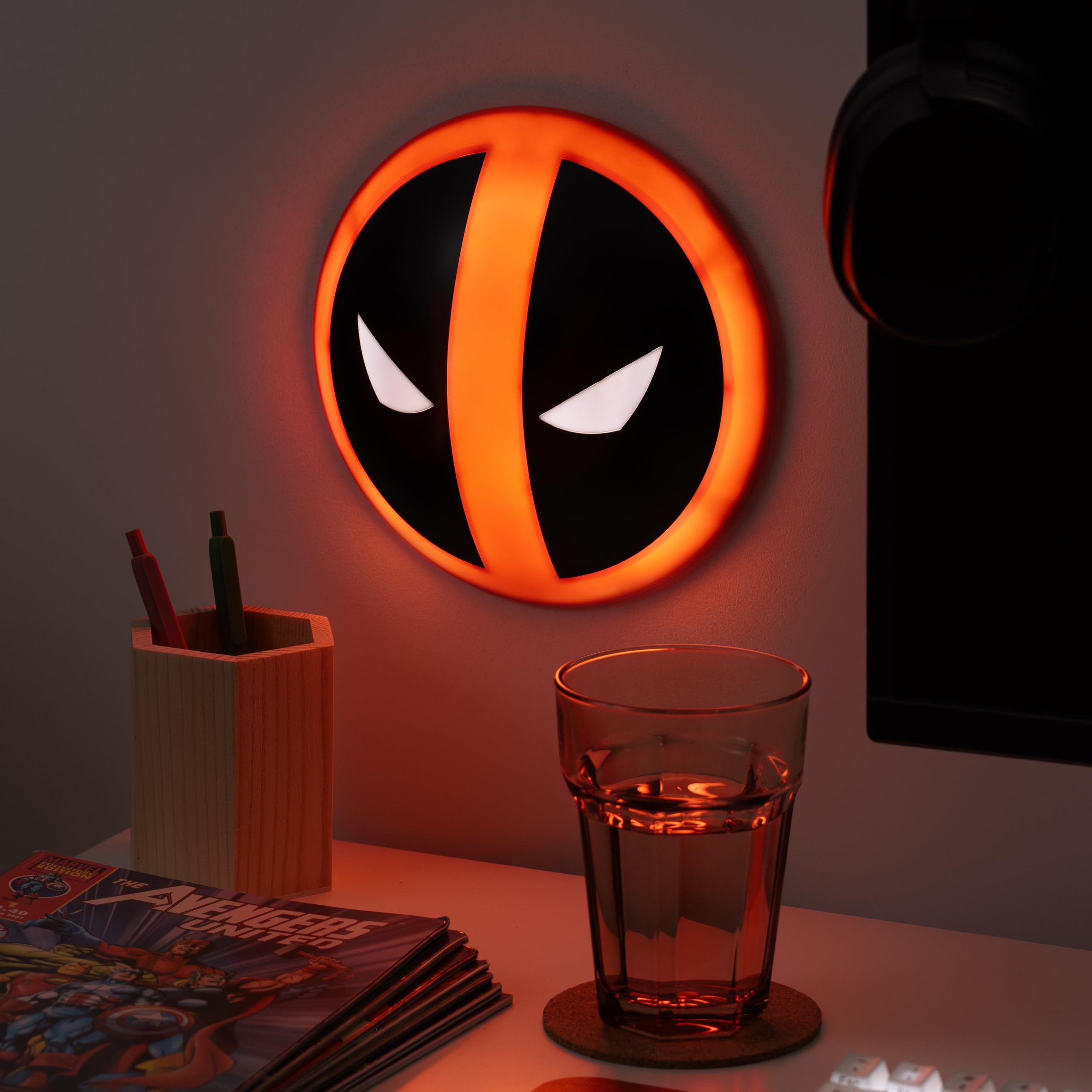 Paladone Deadpool mask close-up lit details highlighting texture and clarity benefit