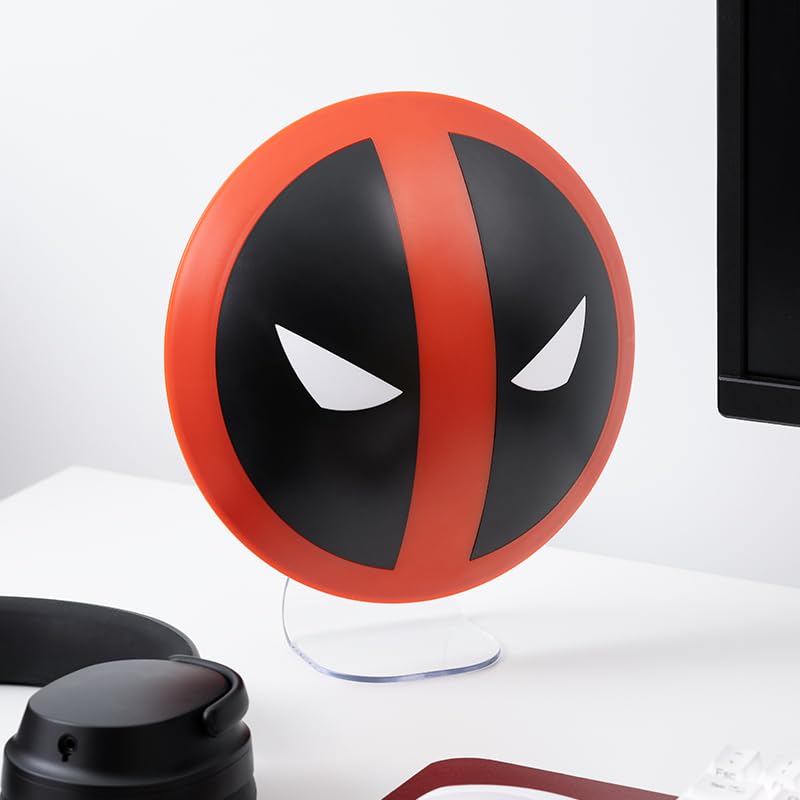 Paladone Deadpool mask touch operation with hand showing easy-control benefit