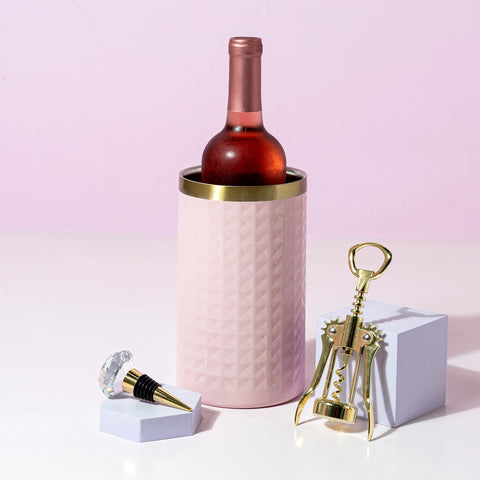 Paris Hilton size comparison with 750ml bottle showing fit and compatibility