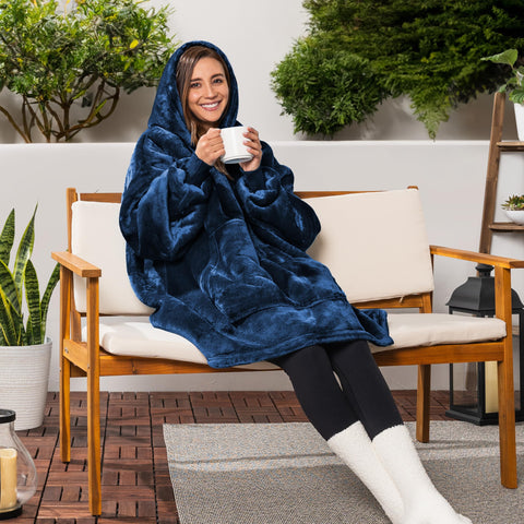 PAVILIA hood size and lining view providing extra head warmth