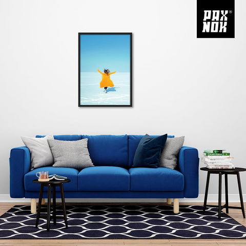 PAXNOK frame beside a hand showing scale and lightweight, easy-to-hang design