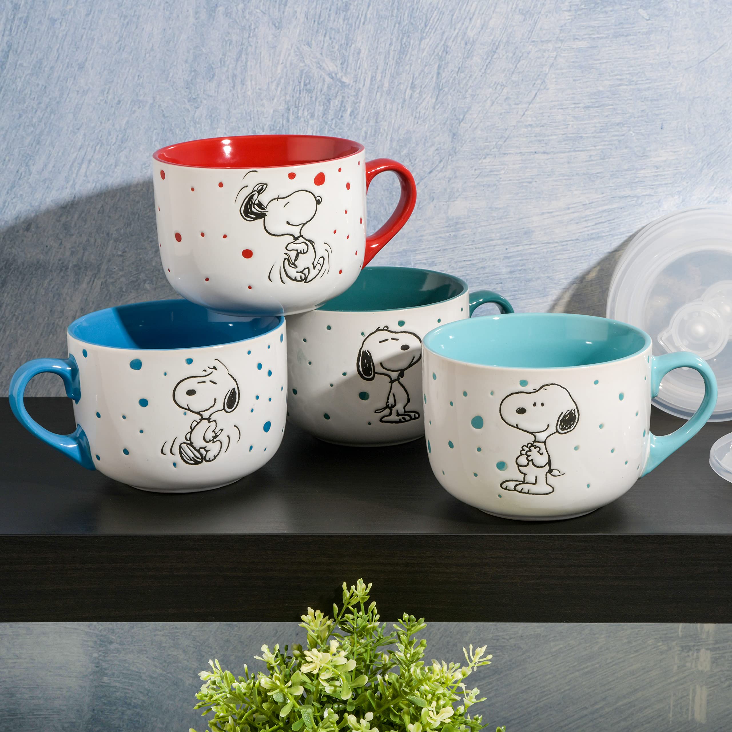Peanuts mug handle detail showing secure grip for safer lifting and serving
