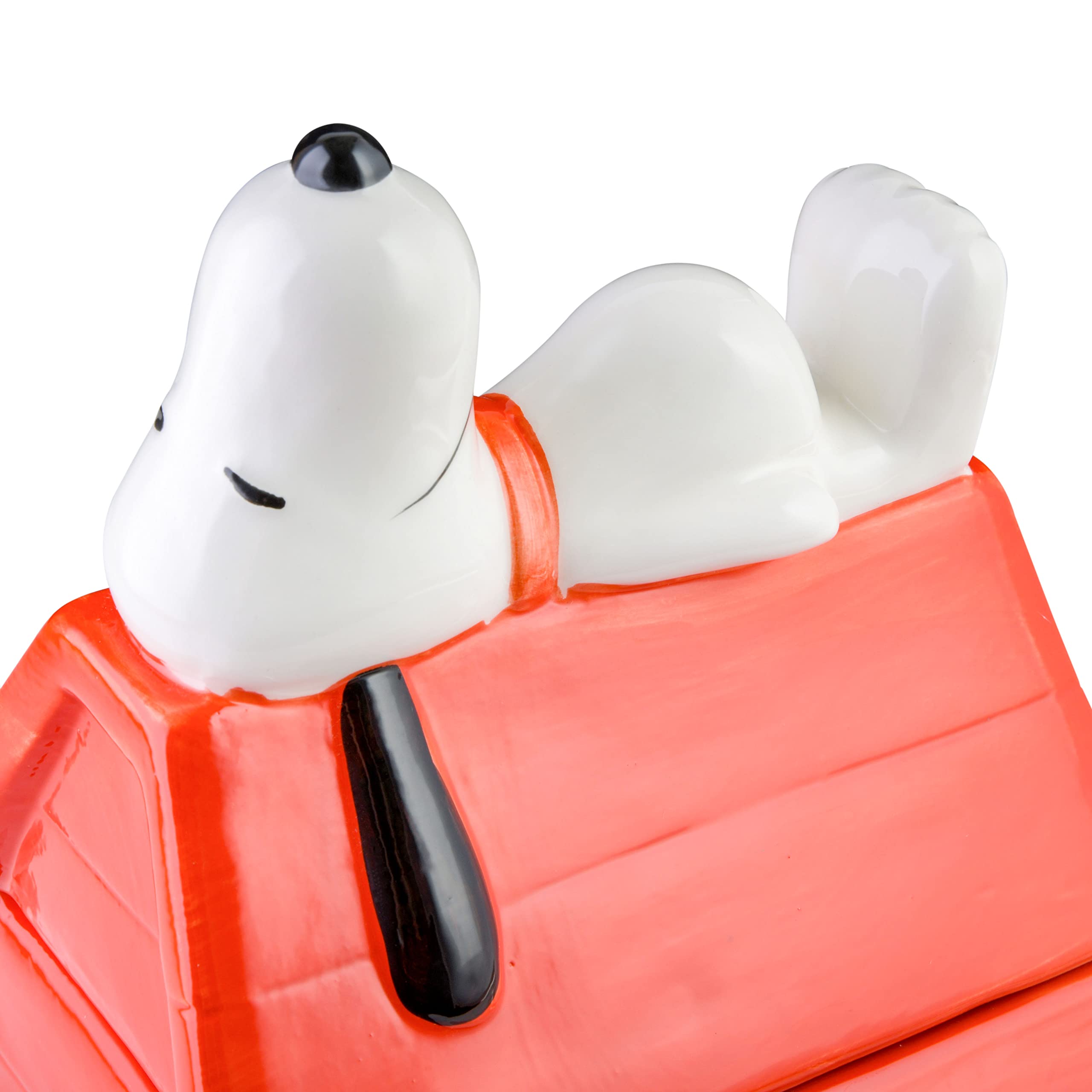 Peanuts Snoopy open lid revealing interior storage for fresh cookies