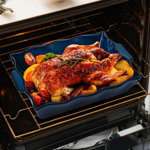 Peohud stacked dishes displaying compact storage and space-saving advantage