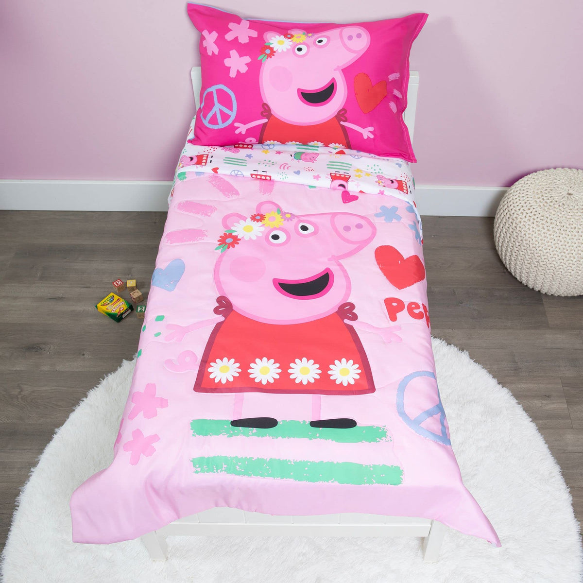 Peppa Pig front-of-comforter showing cheerful design and cozy appeal