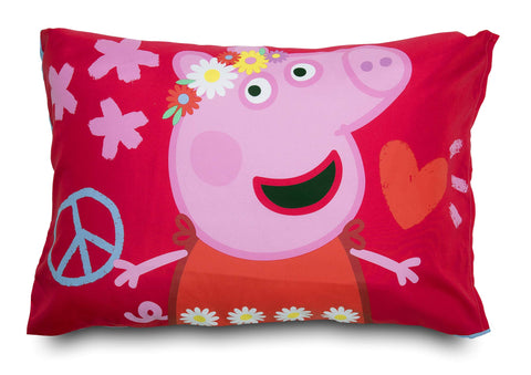 Peppa Pig bedding on toddler mattress to demonstrate correct size fit