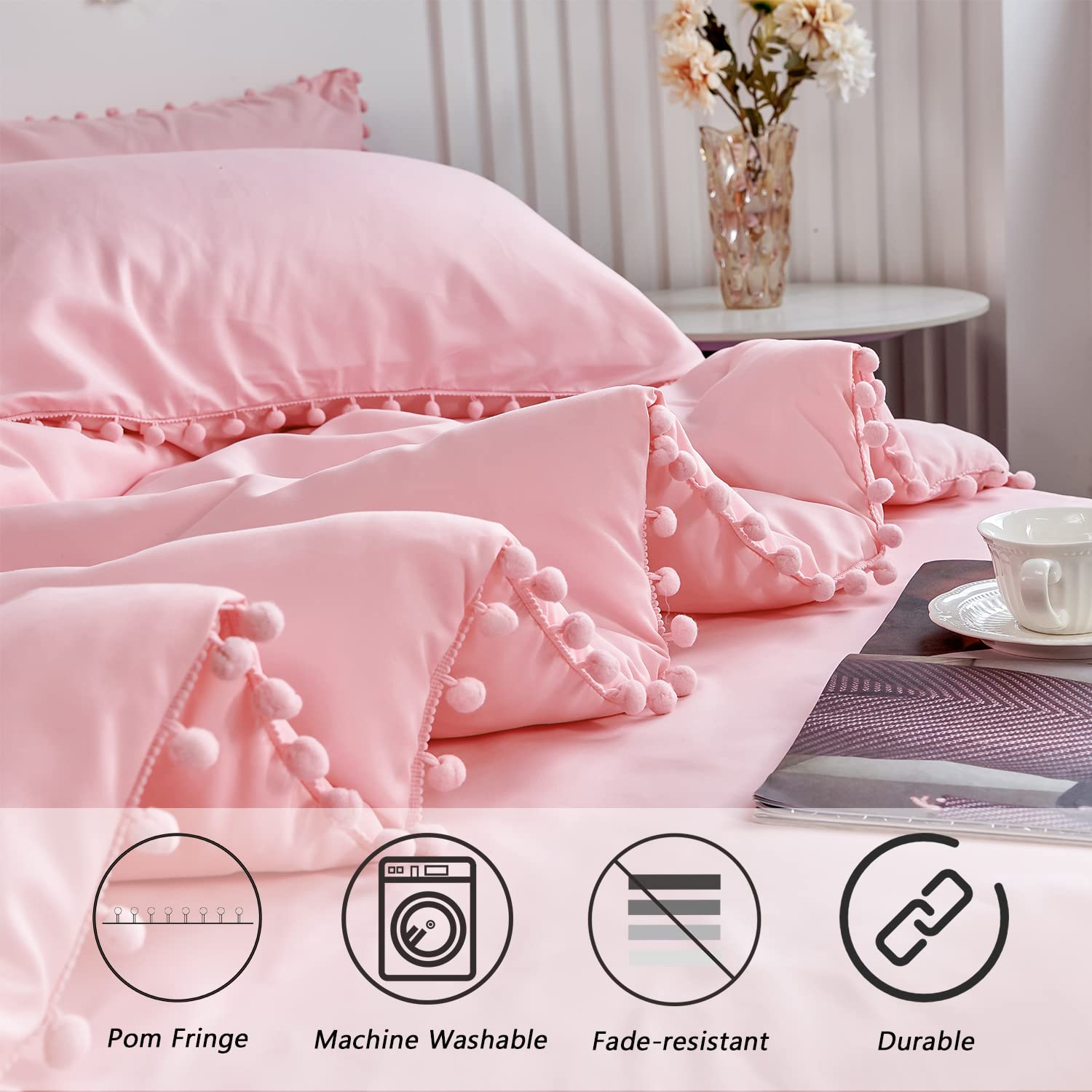 PERFEMET comforter staged on a bedroom demonstrating cozy styling