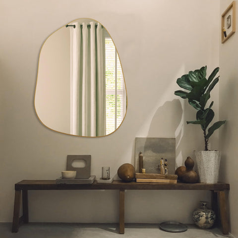 PERFNIQUE vertical in entryway creating focal point and practical mirror benefit