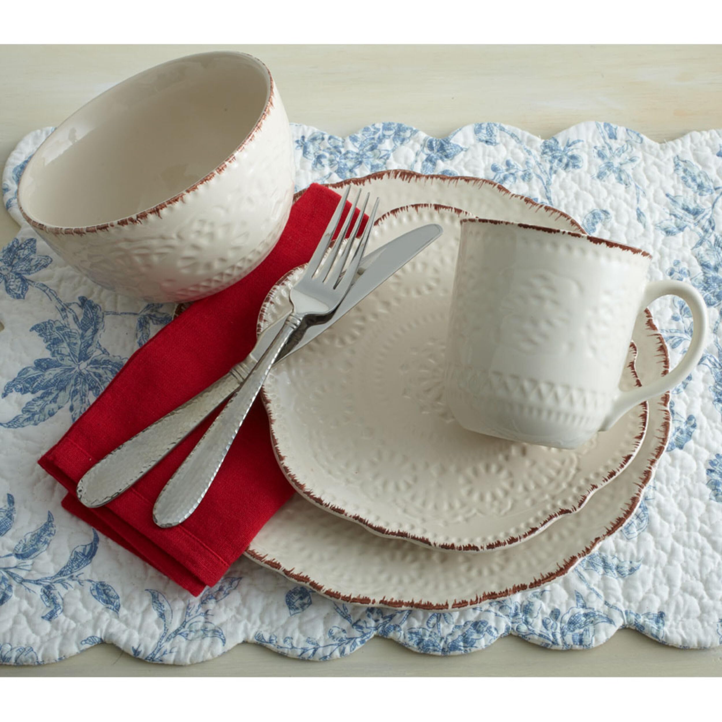 Pfaltzgraff rim antiquing detail emphasizing vintage-inspired depth and charm