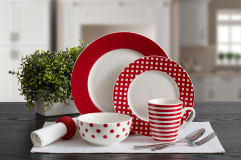 Pfaltzgraff Kenna Red salad plate detail highlighting multi-pattern design benefits