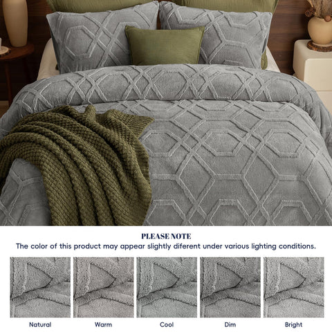 PHF scale view of comforter on queen mattress showing coverage and fit