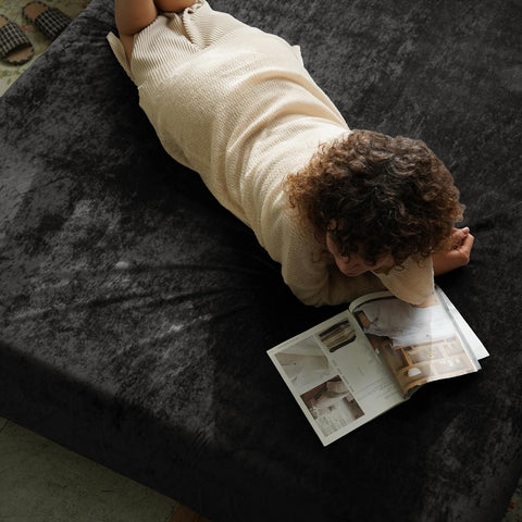 PHF sheet used as pet bed lining showing cozy comfort for pets