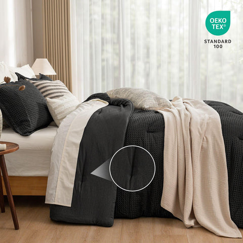 PHF vacuum-packed set in shipping bag illustrating compact delivery and clean arrival