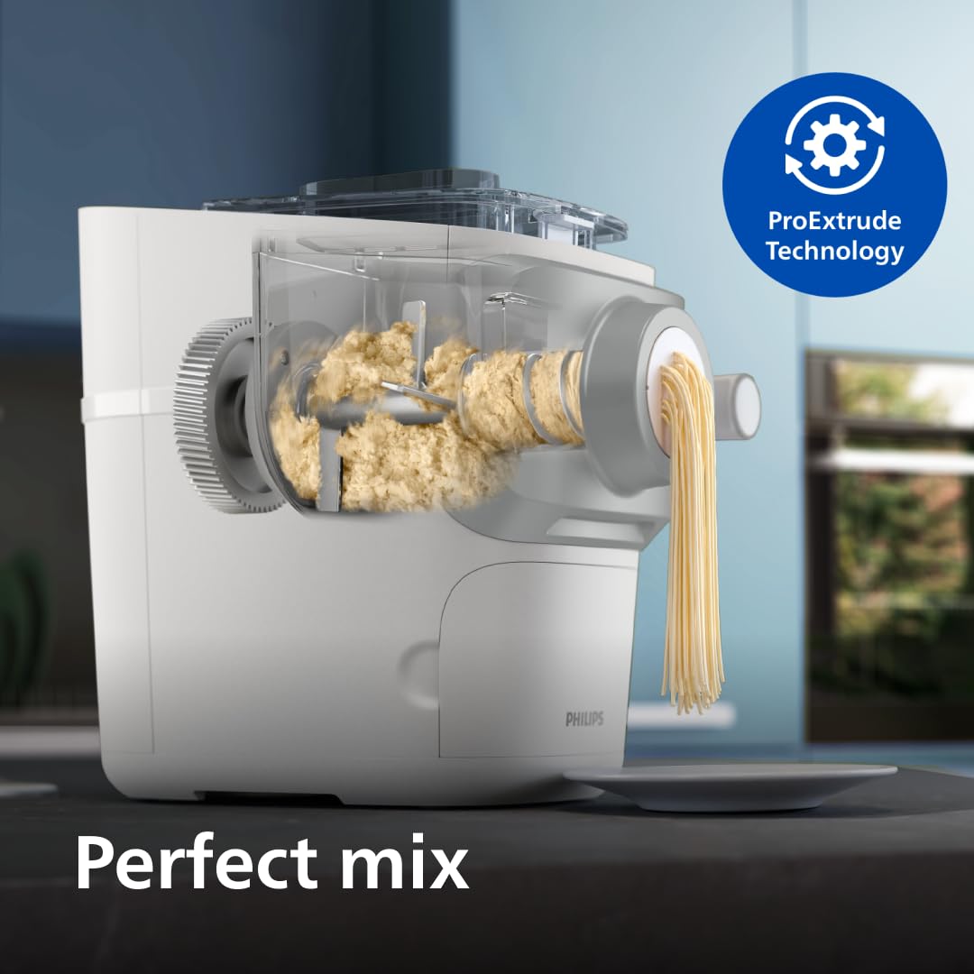 Philips 7000 plated spaghetti in home setting illustrating fresh pasta served for family meals