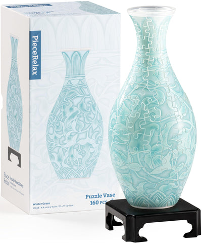 PieceRelax front view of Winter Grace vase showing shape and colors, striking decor