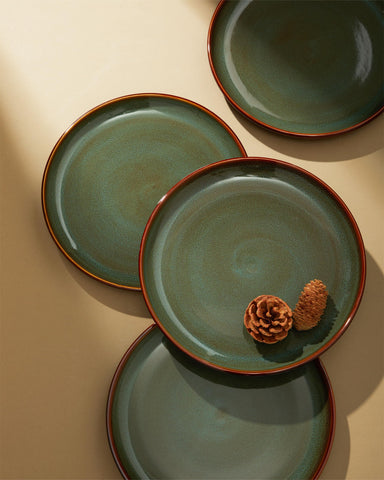 Pokini plate rim texture detail showing artisanal finish and tactile quality