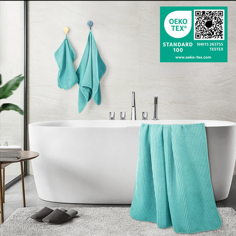 POLYTE hand towel hanging loop visible for quick drying and easy storage benefit
