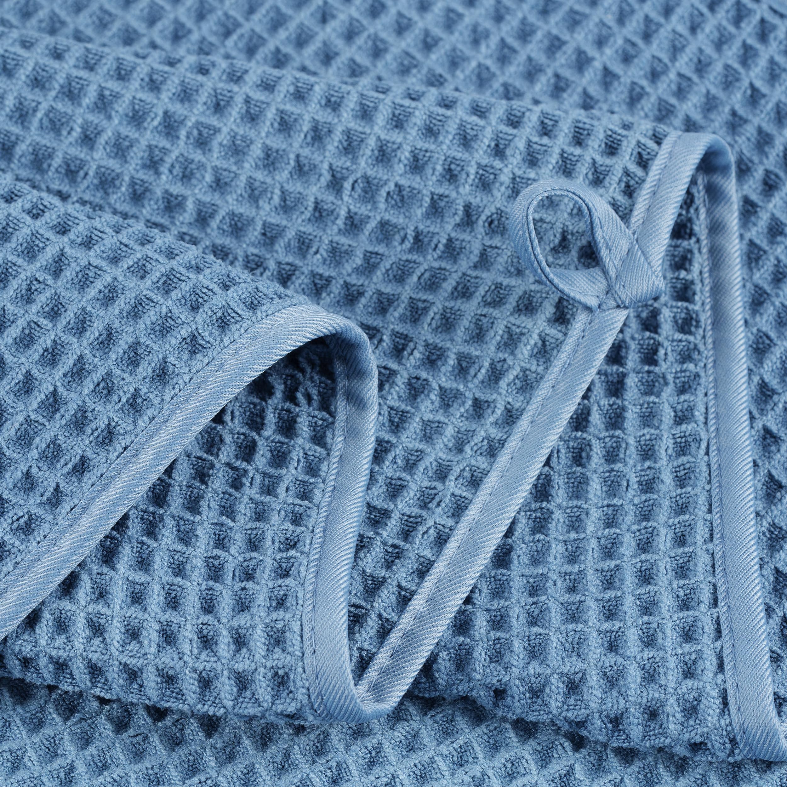 POLYTE hand towel hanging loop detail for easy storage and rapid air drying