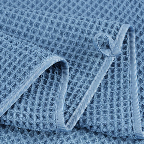 POLYTE hand towel hanging loop detail for easy storage and rapid air drying