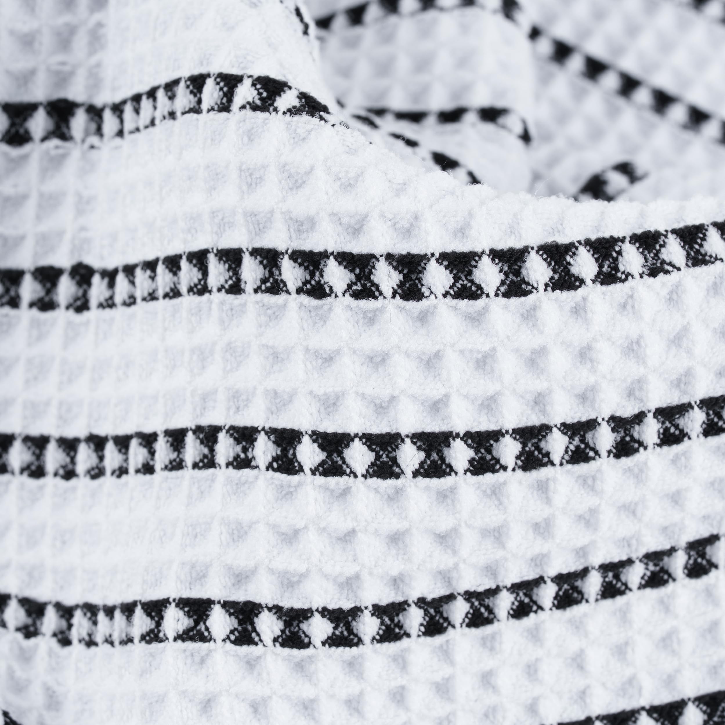 POLYTE towel hanging to demonstrate airflow and odor-resistant benefit