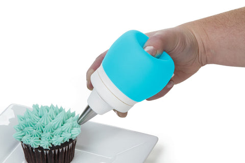 PREPWORKS bulb in use piping cupcake to speed decorating with steady control