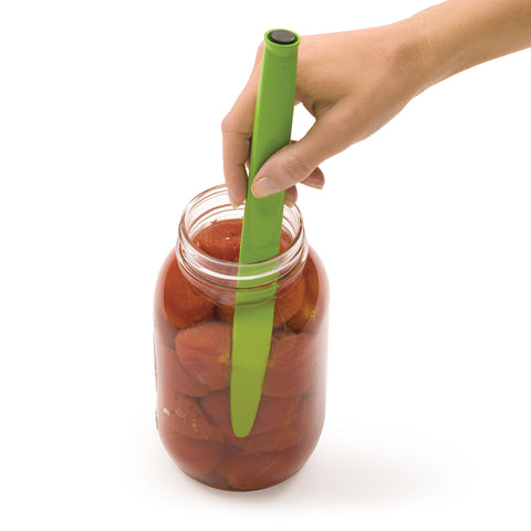 Presto bubble remover with magnetic lid lifter detail for safer sealing