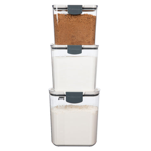ProKeeper flour keeper with leveling bar for accurate measuring
