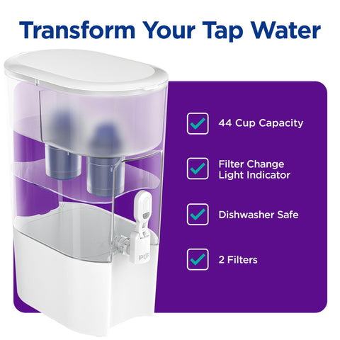 PUR pull-down spout close-up demonstrating easy pouring and spill control benefit