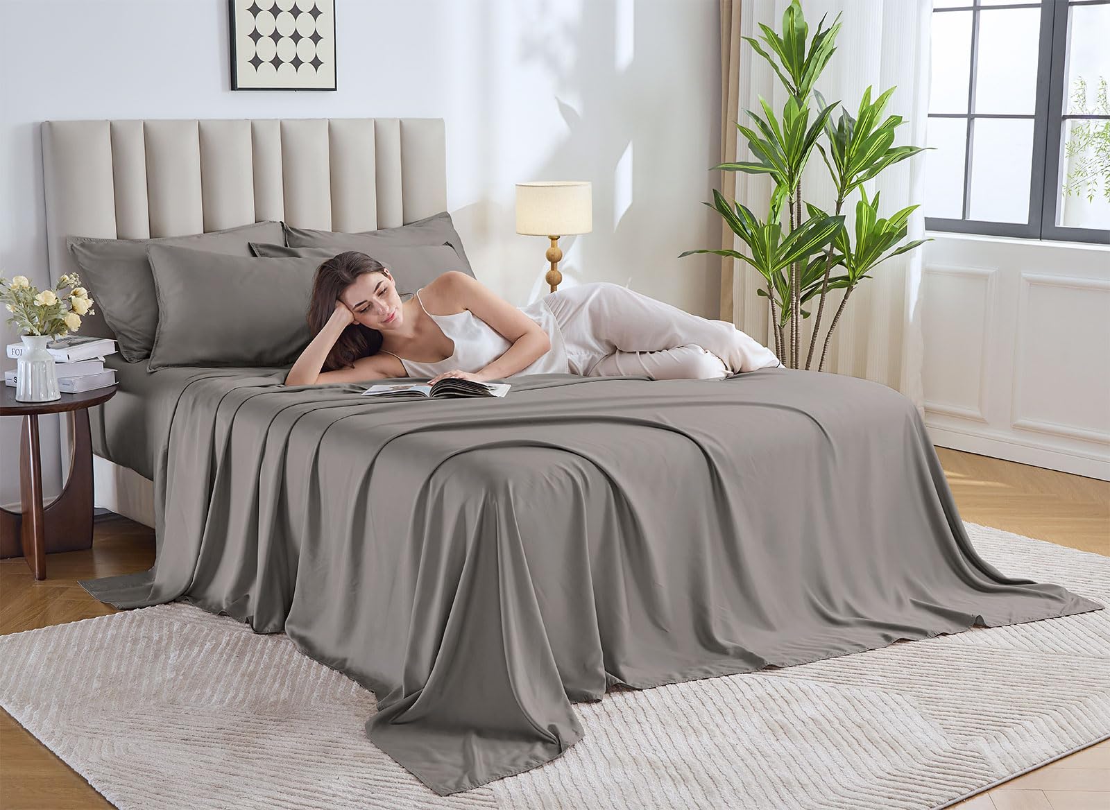 Pure Bamboo close-up of sateen texture highlighting silky smooth touch and cooling benefit