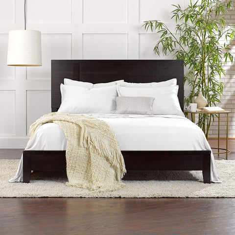Pure Bamboo on mattress showing accurate king fit and stay-put performance benefit