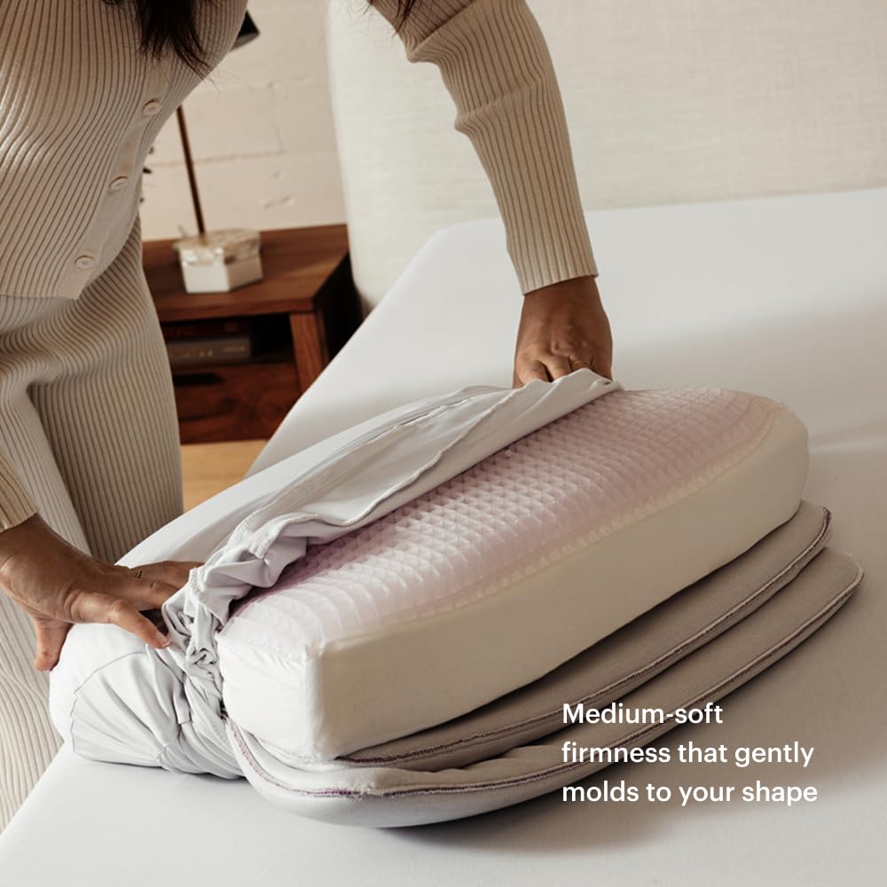 Purple side-sleeper profile using pillow showcasing neck alignment and pressure relief
