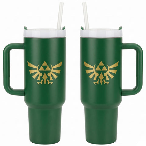 Pyramid America tumbler with ice and beverage showing long-lasting cold refreshment