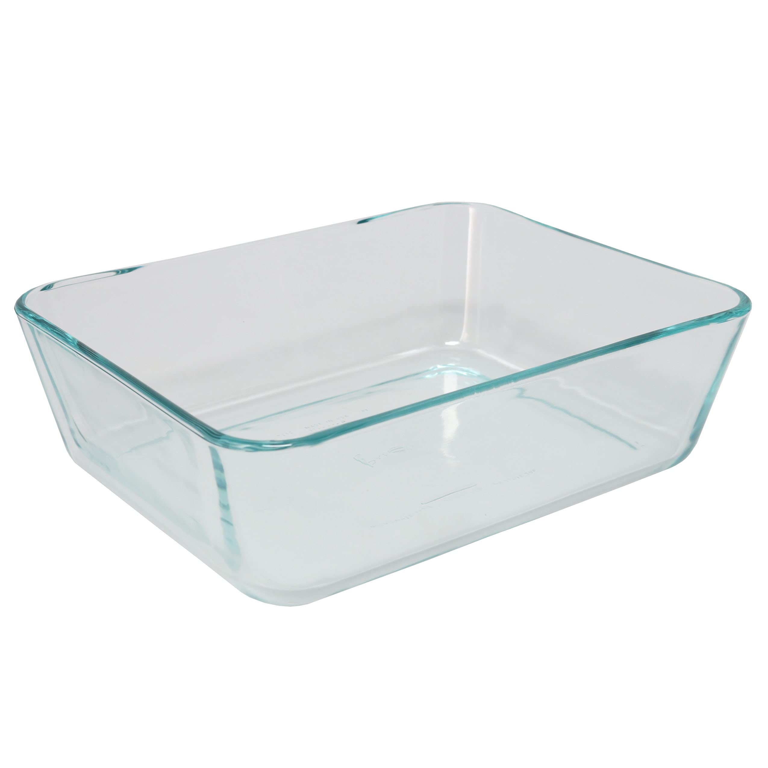 Pyrex glass rim detail showing tempered strength and oven-safe durability