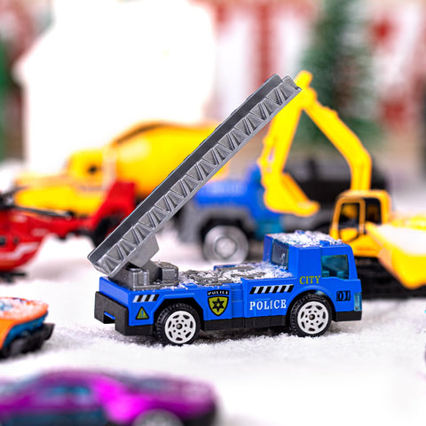 Quanquer car in hand showing size comparison and toddler-friendly scale