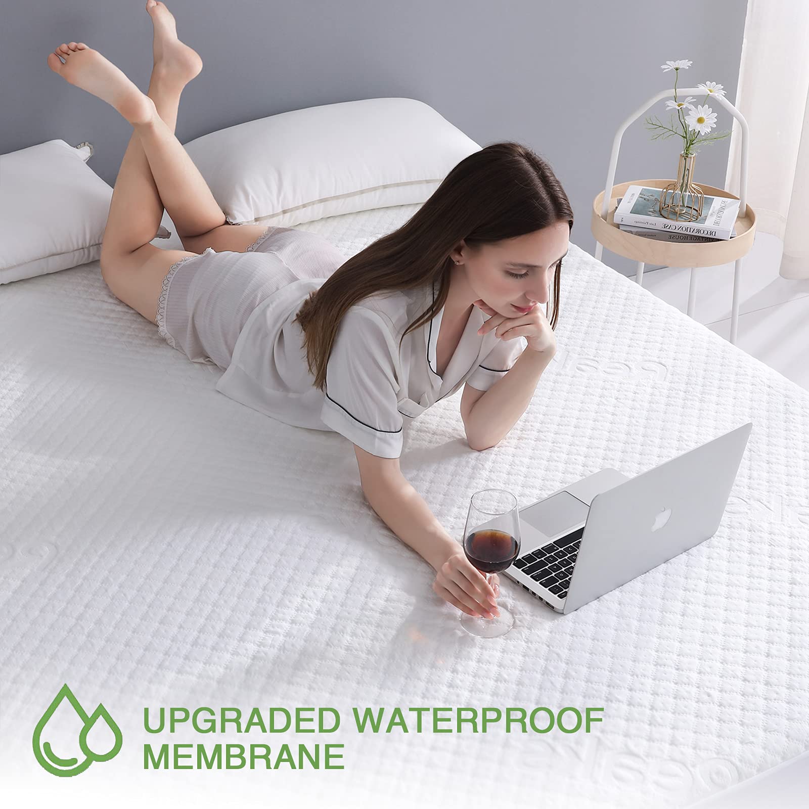 Reaks waterproof membrane detail showing liquid barrier to protect mattress