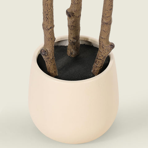 REALEAD hands shaping flexible wire branches for customizable styling benefit