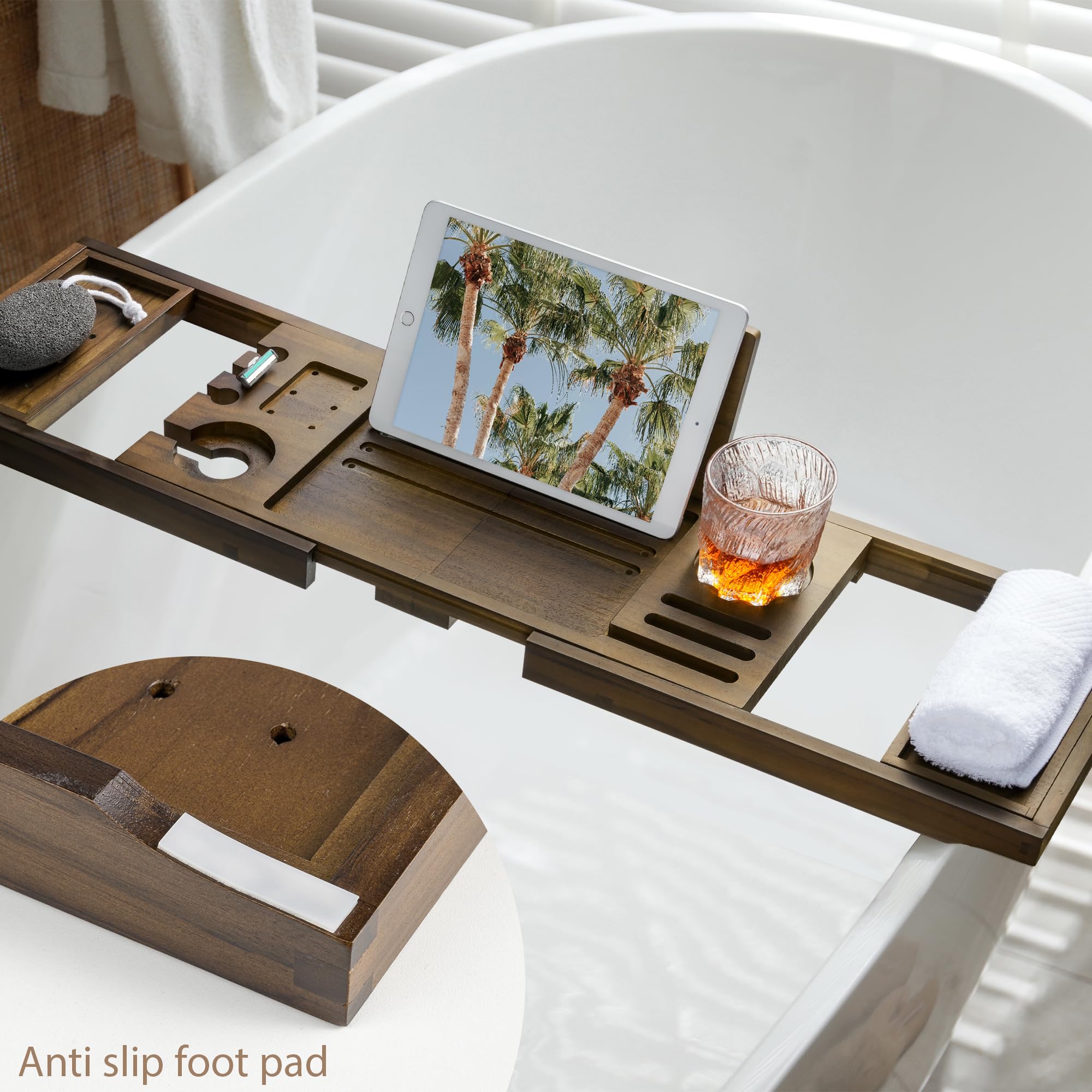 RealGulf tray expanded on tub demonstrating stable grip benefit