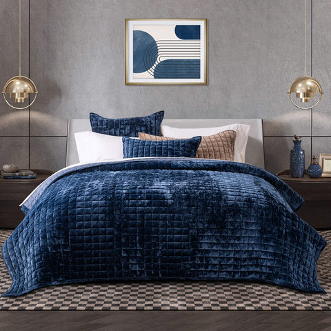RECYCO folded quilt in storage demonstrating compact, easy-care convenience
