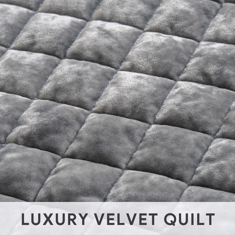 RECYCO quilt in styled bedroom creating a cozy, elevated bed presentation