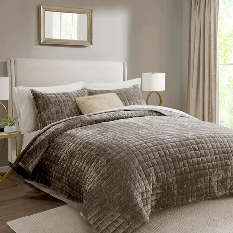 RECYCO velvet close-up highlighting soft texture and touchable comfort