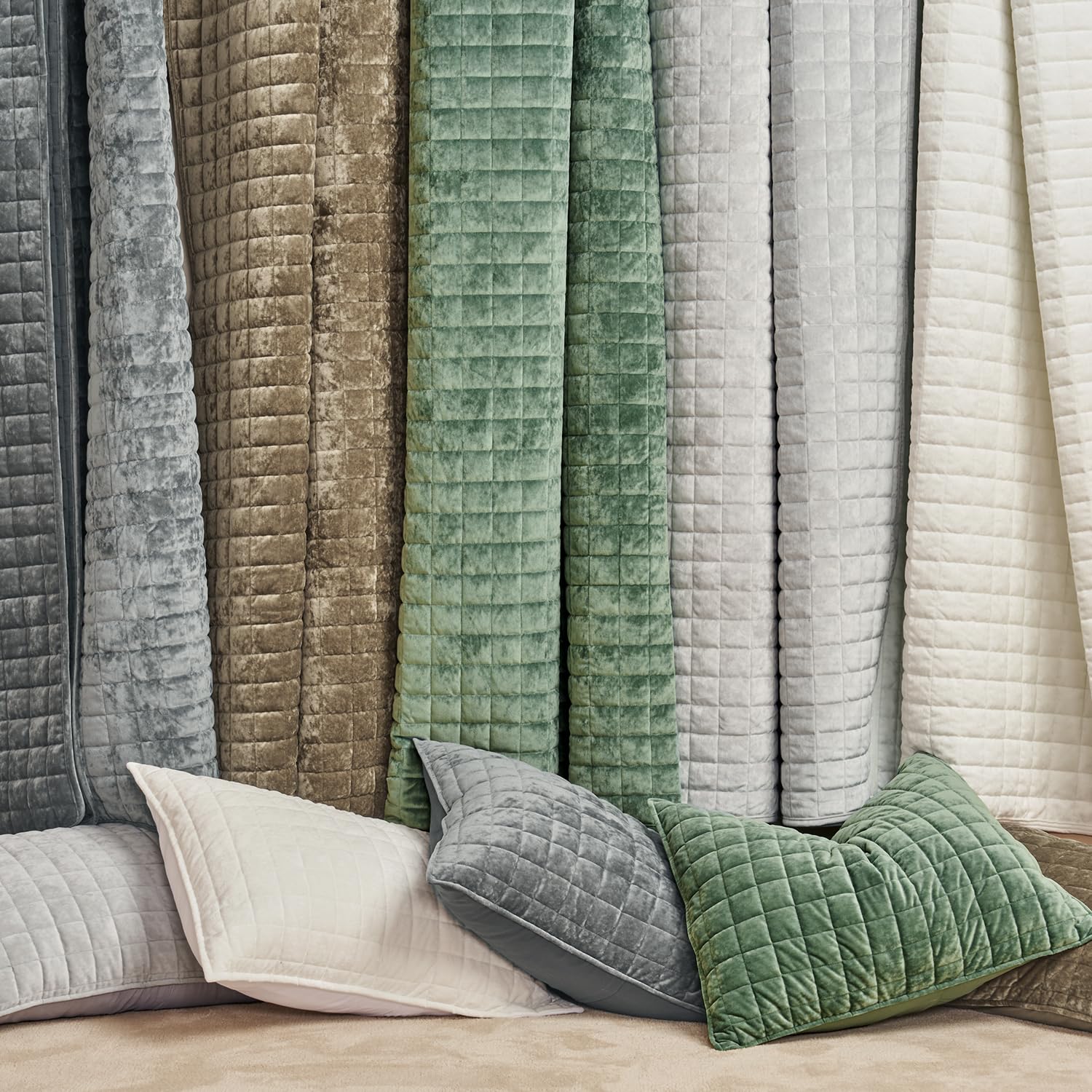 RECYCO king-size scale comparison displaying generous coverage and fit