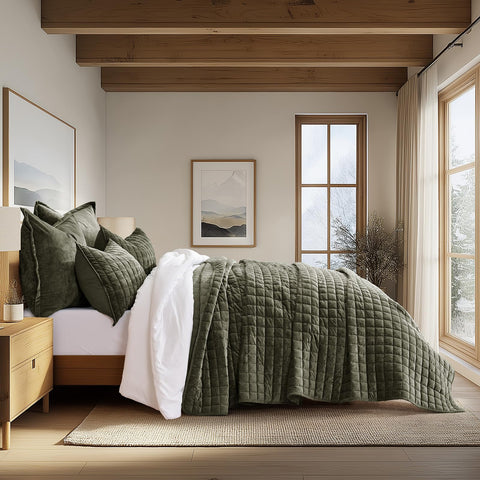 RECYCO velvet close-up texture highlighting ultra-soft pile for comfortable sleep