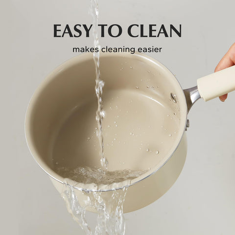 Redchef ergonomic stay-cool handle detail demonstrating secure grip and safe handling