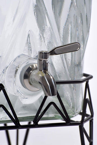 Redfern lid and mouth opening showing wide fill access for easy cleaning