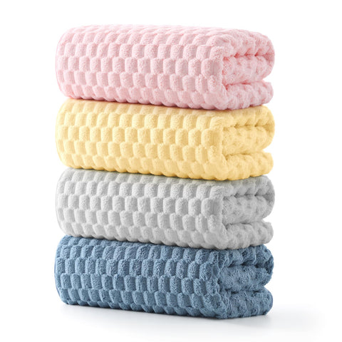 REDKISS front packaging showing four multicolor towels and value pack benefit
