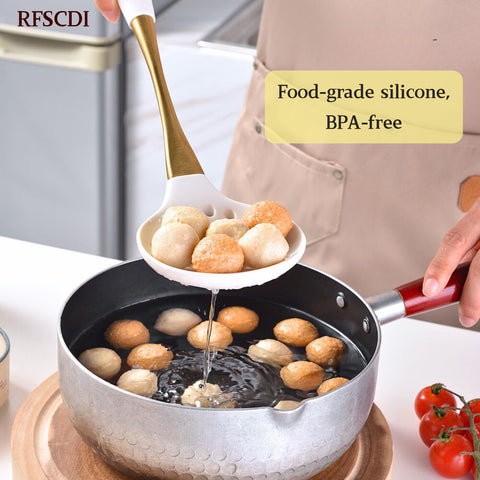 RFSCDI tongs serving salad illustrating secure grip and gentle contact with food